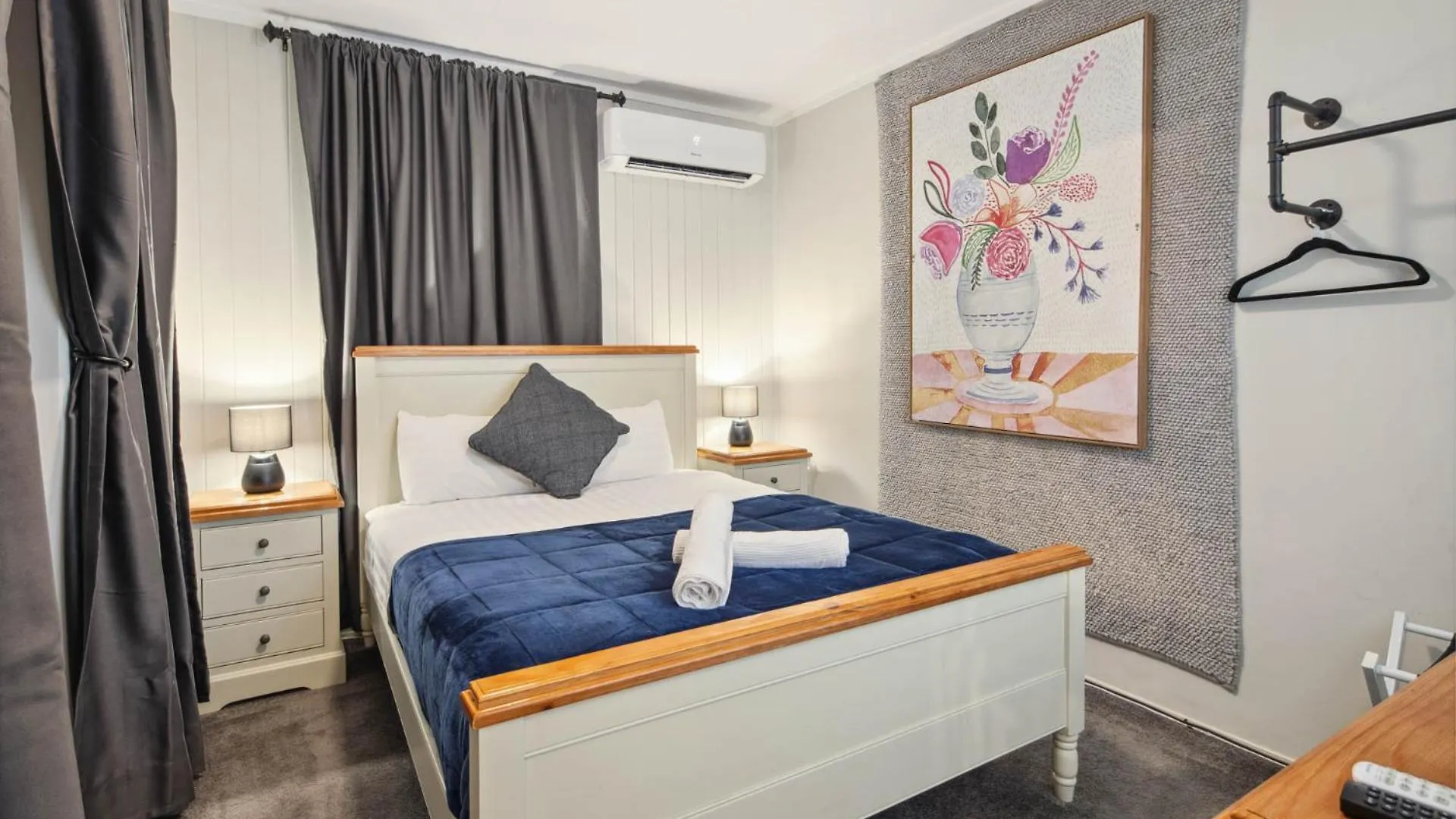 Cypress Bnb Hervey Bay Bed & Breakfast
