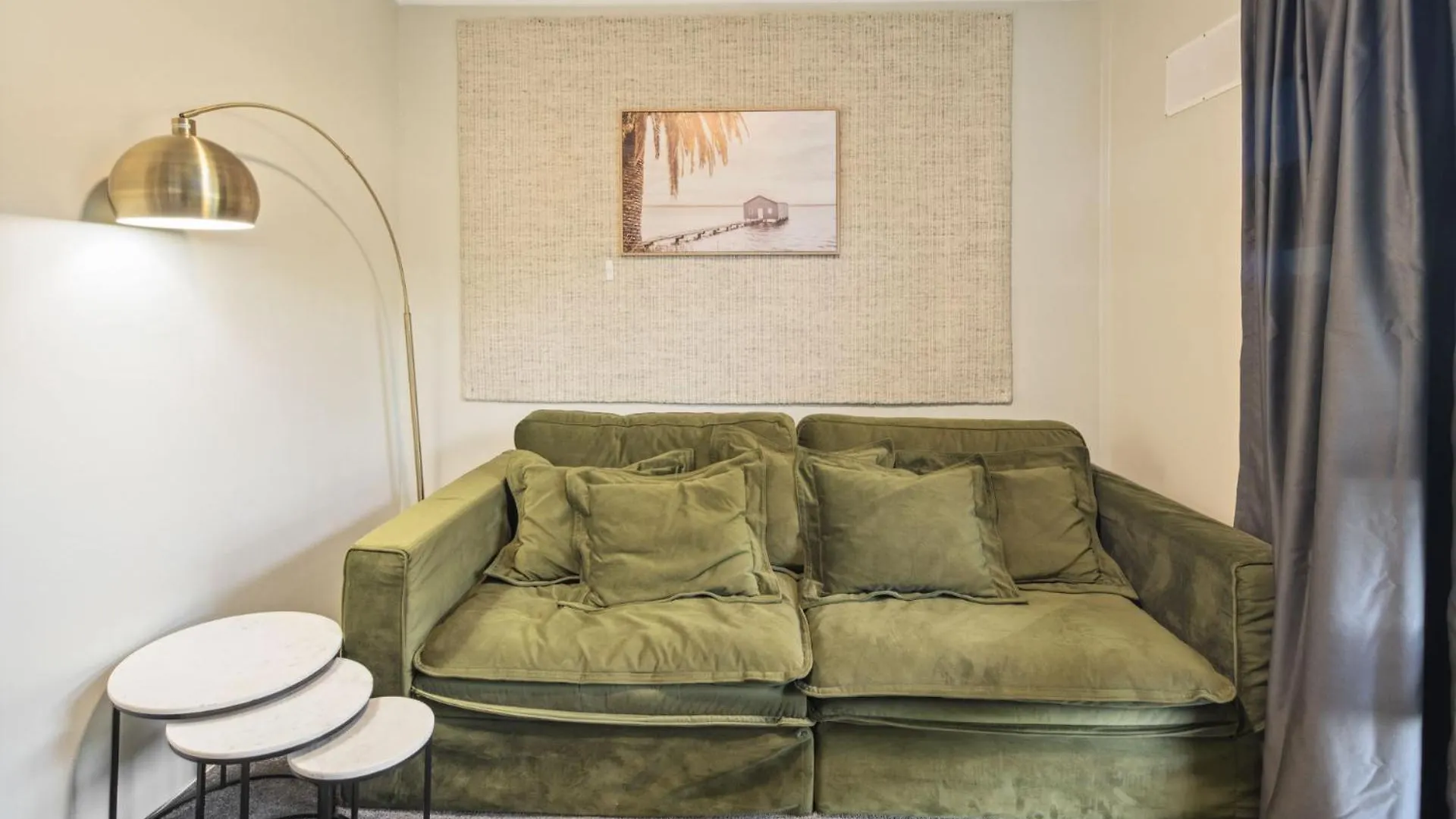 Cypress Bnb Hervey Bay 5*,