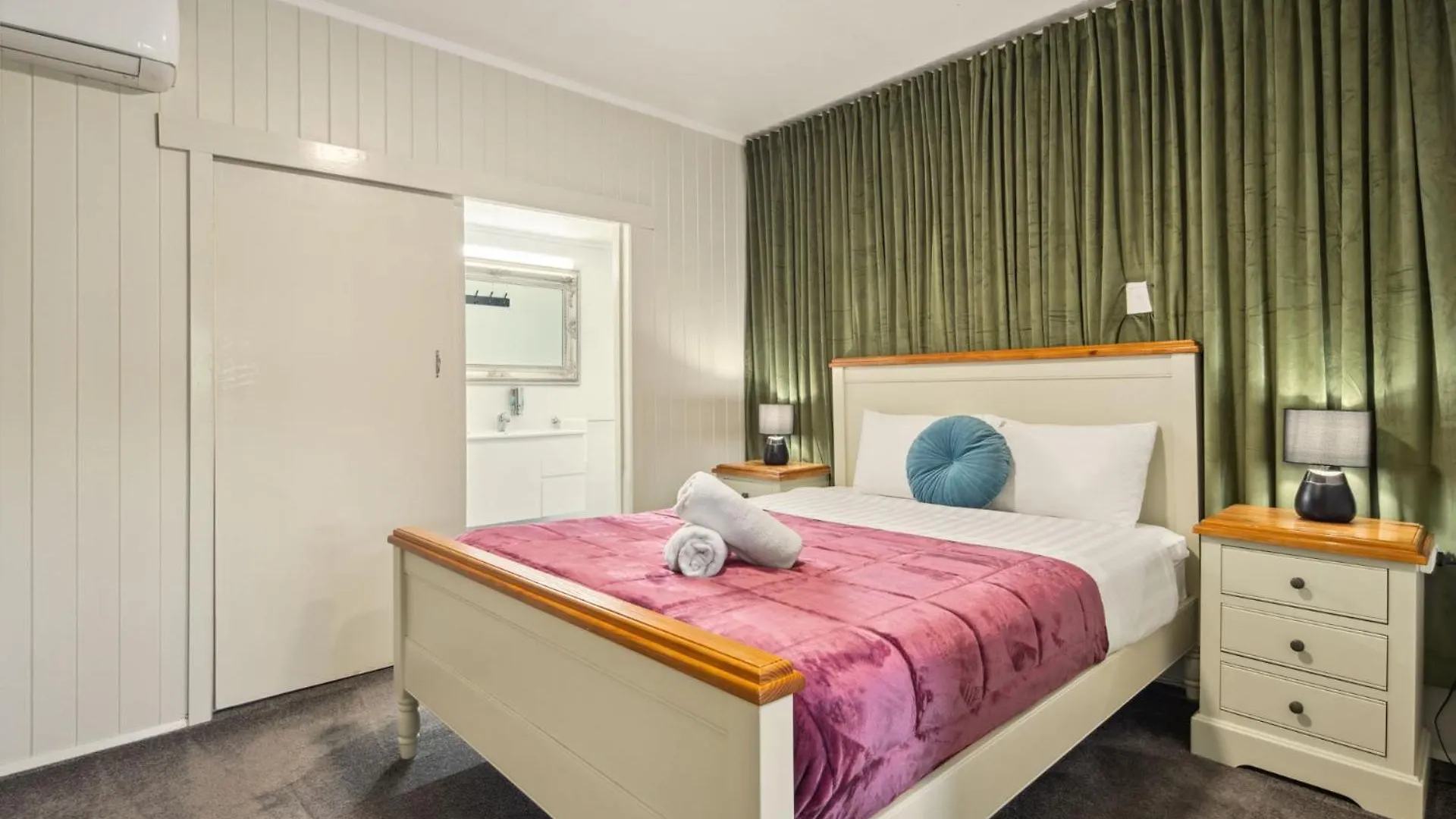Bed & Breakfast Cypress Bnb Hervey Bay