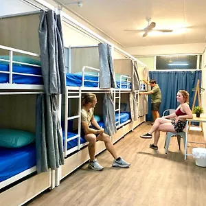 mummas-hostel-cairns.cairnshotels4all.com/